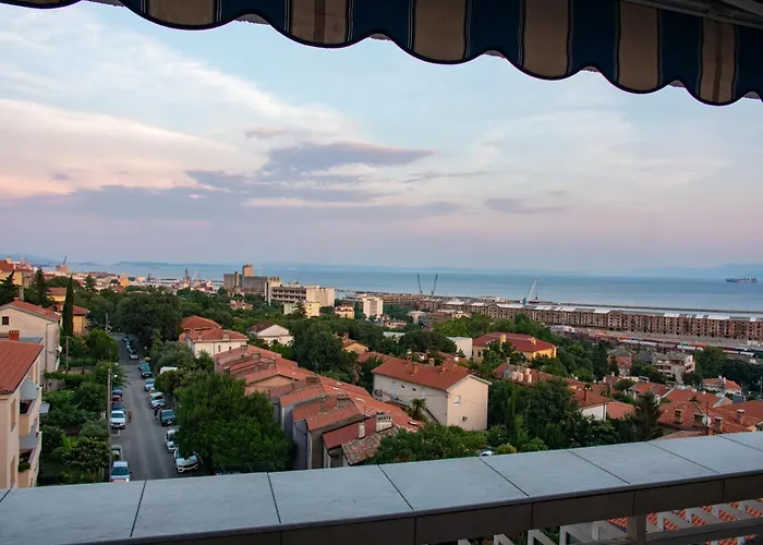 Apartman Lili Apartament